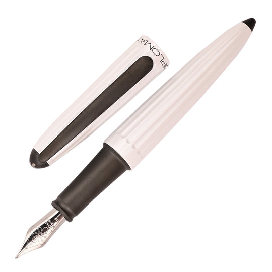 Diplomat Aero Fountain Pen - Pearly White