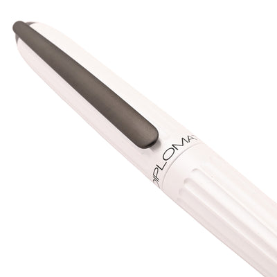 Diplomat Aero Fountain Pen - Pearly White 3