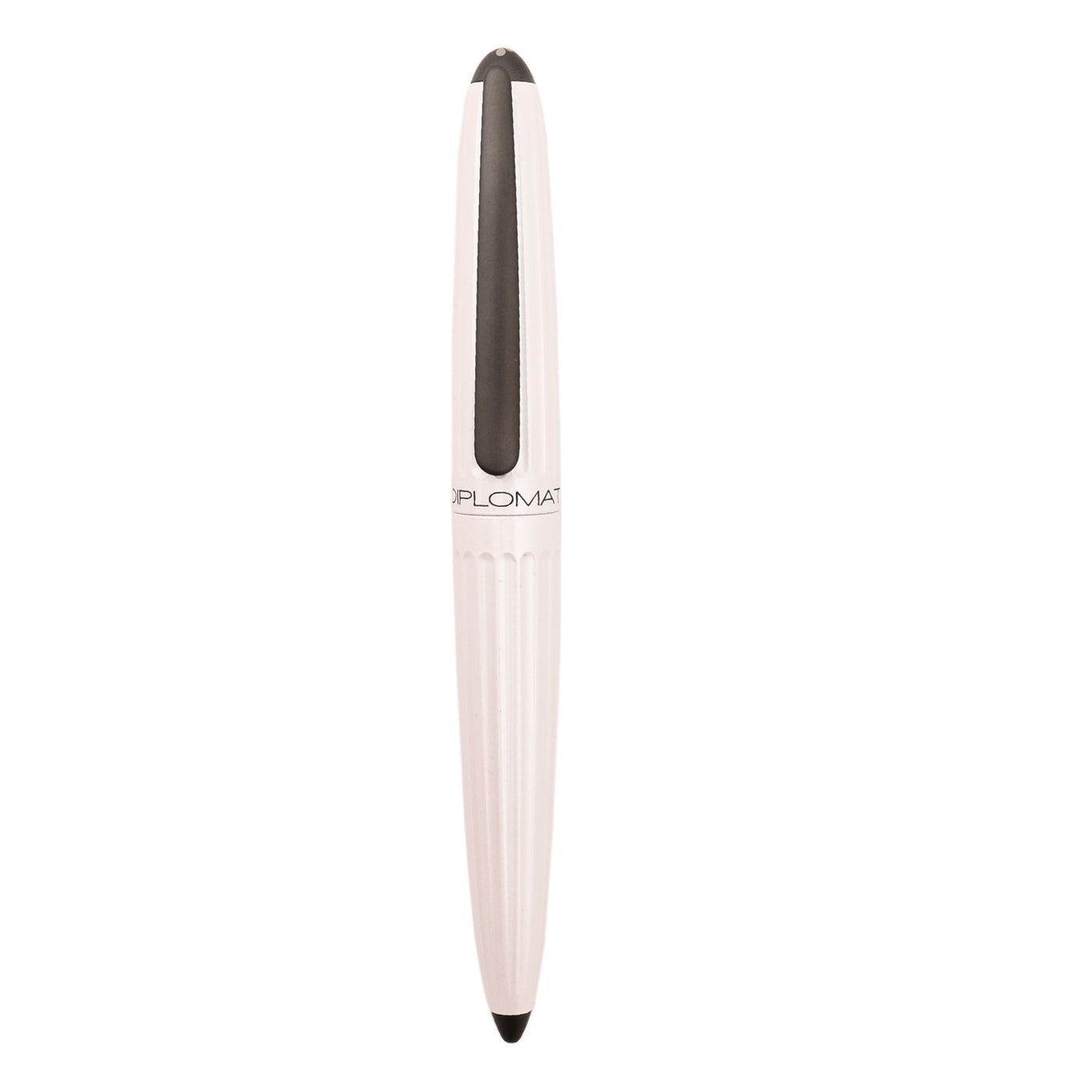 Diplomat Aero Fountain Pen - Pearly White 4