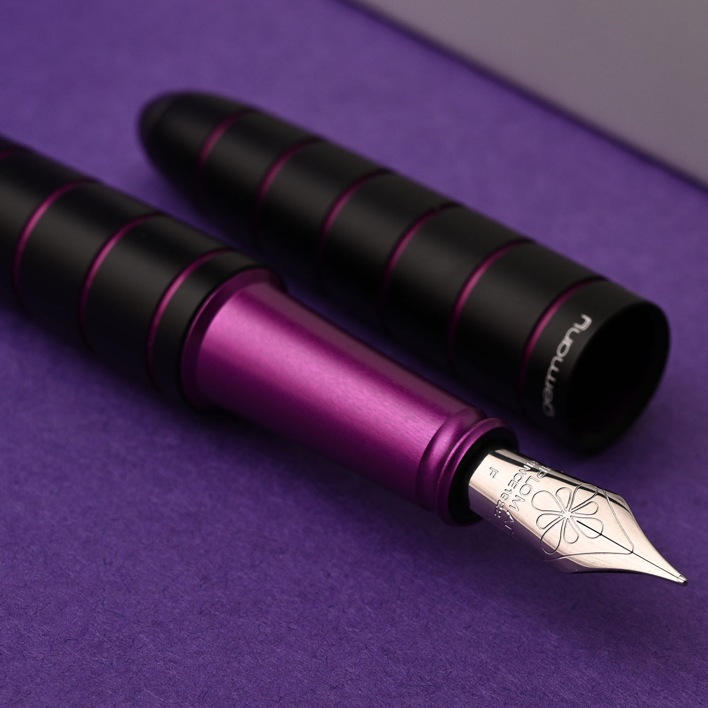 Diplomat Elox 14K Gold Fountain Pen - Ring Black Purple 8