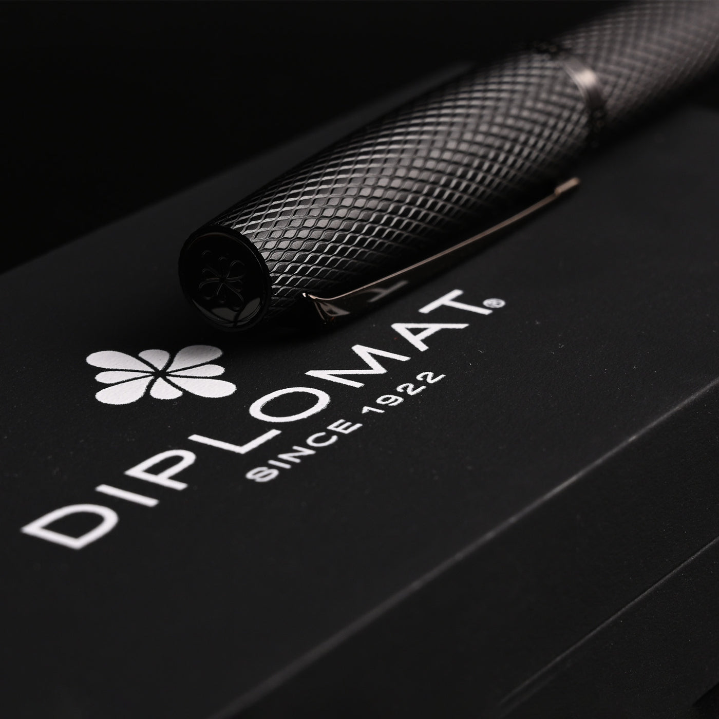 Diplomat Viper Fountain Pen - Black