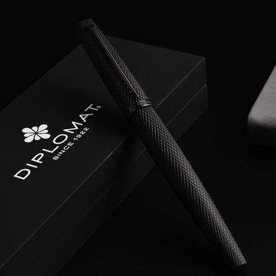 Diplomat Viper Fountain Pen - Black