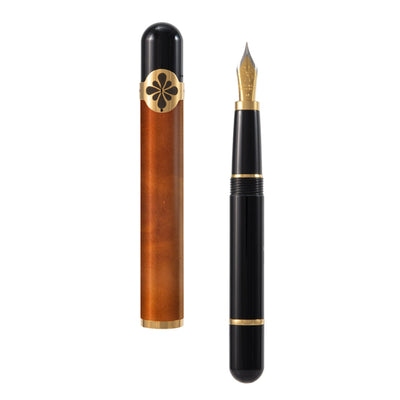 Diplomat XO Fountain Pen - Camel Leather (Limited Edition)