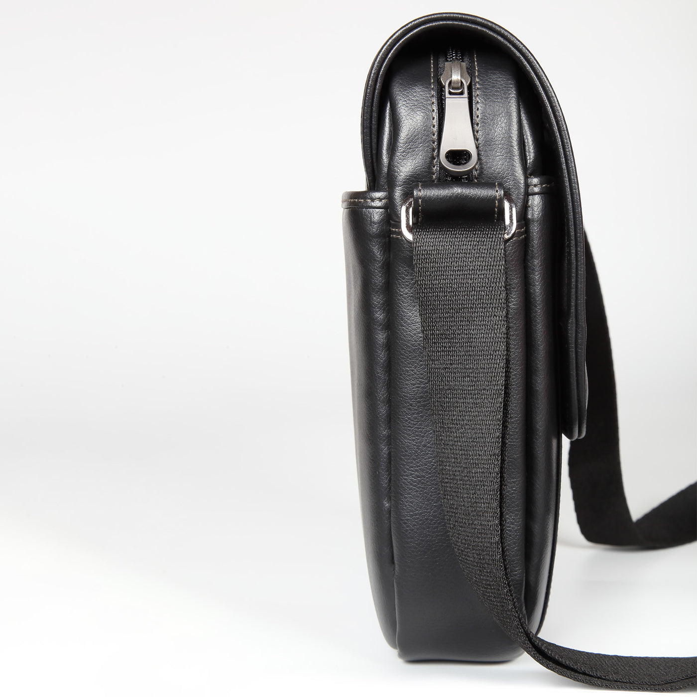 Elan Foam Shoulder Bag with Flap - Black 6