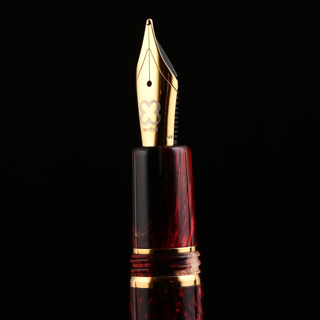Esterbrook Estie Fountain Pen King of the Night GT (Limited Edition) - Main Image