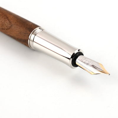 Graf Von Faber-Castell Magnum Fountain Pen - Caucasian Walnut Wood 4