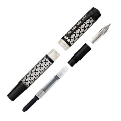 Laban Flora Fountain Pen - Black 3