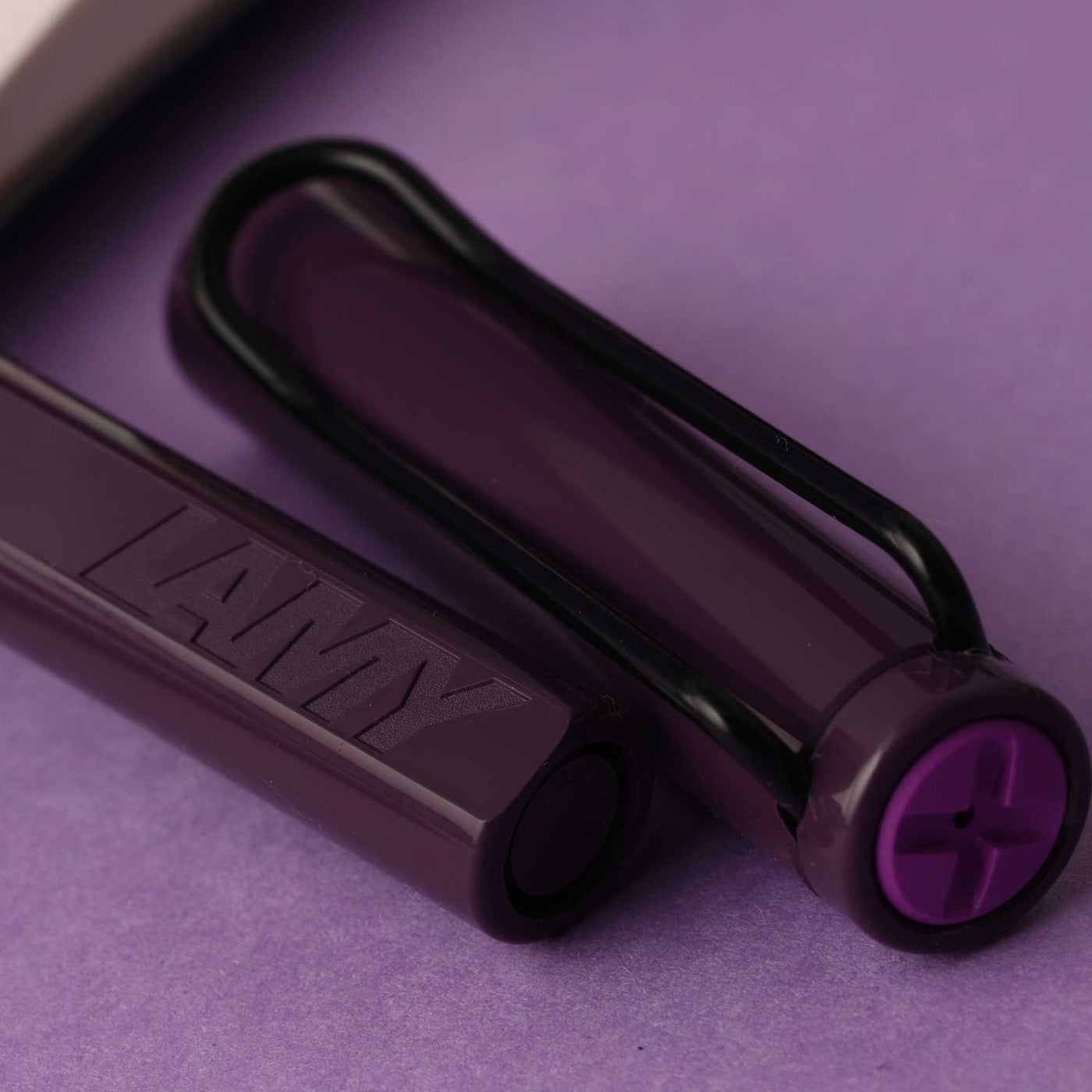 Lamy Safari Fountain Pen - Violet Blackberry (Special Edition) 11