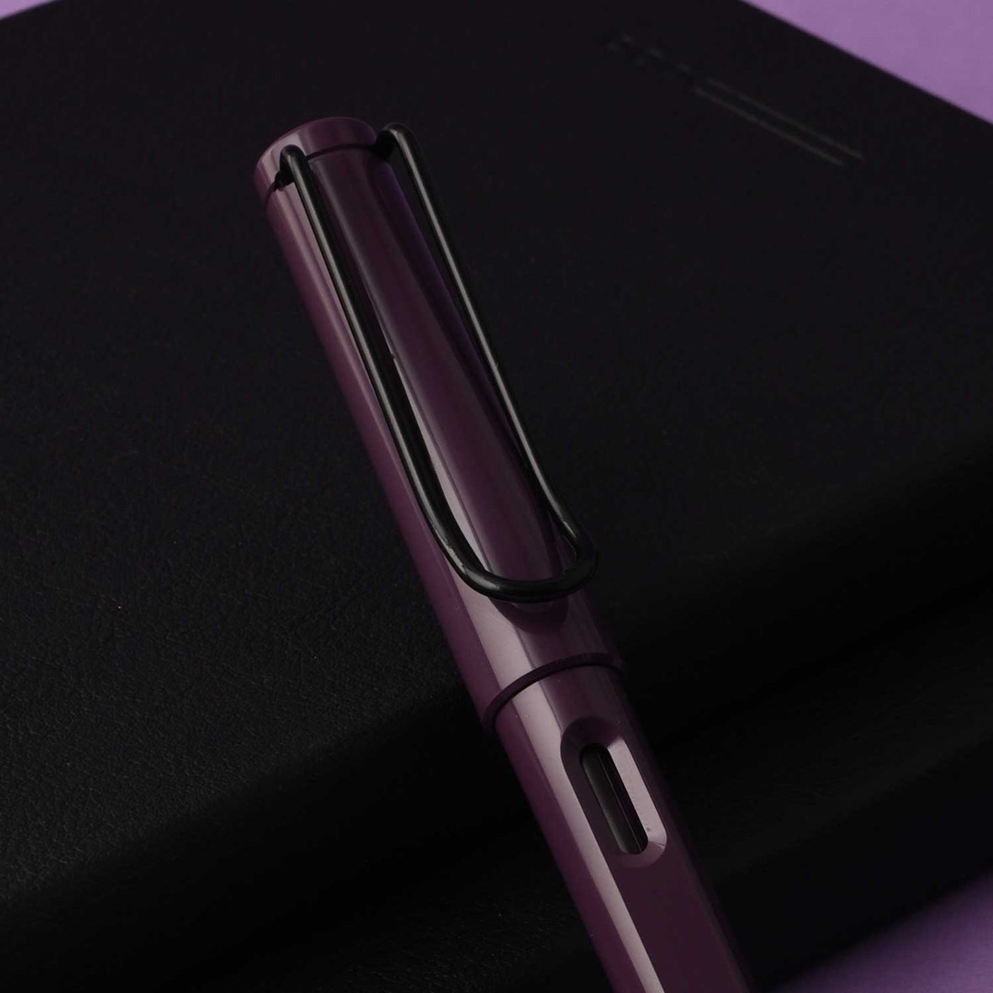 Lamy Safari Fountain Pen - Violet Blackberry (Special Edition) 12