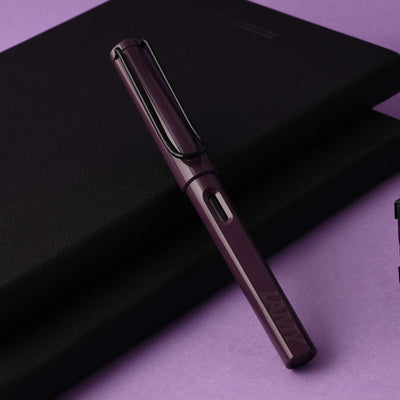 Lamy Safari Fountain Pen - Violet Blackberry (Special Edition) 14