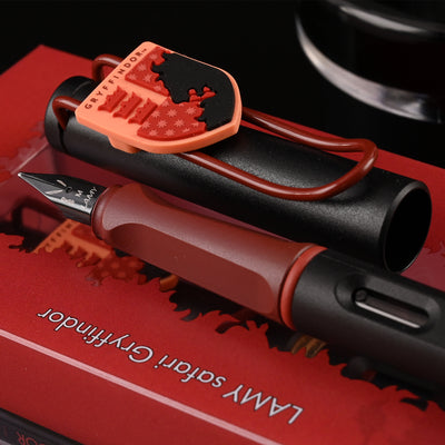 Lamy Safari Harry Potter Fountain Pen - Gryffindor (Special Edition) 13