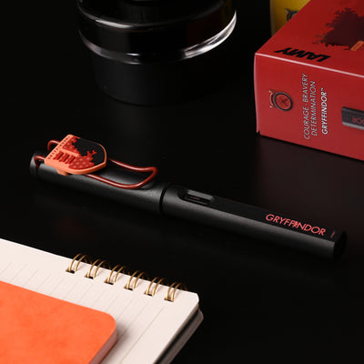 Lamy Safari Harry Potter Fountain Pen - Gryffindor (Special Edition) 14
