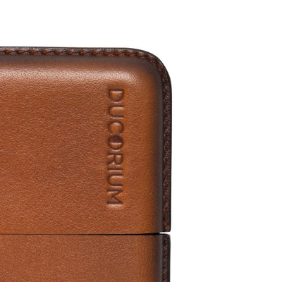 Lapis Bard Ducorium Moulded Card Case - Cognac 9