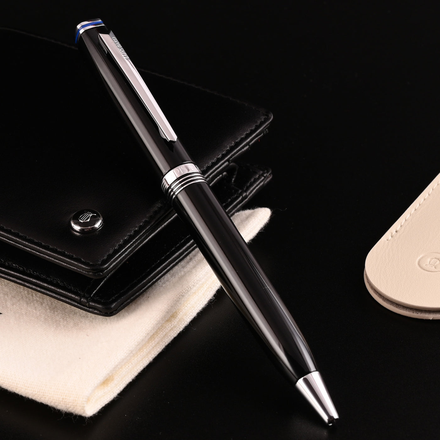 Lapis Bard Gift Set - Contemporary Black Ball Pen with Mayfair Black Wallet 11