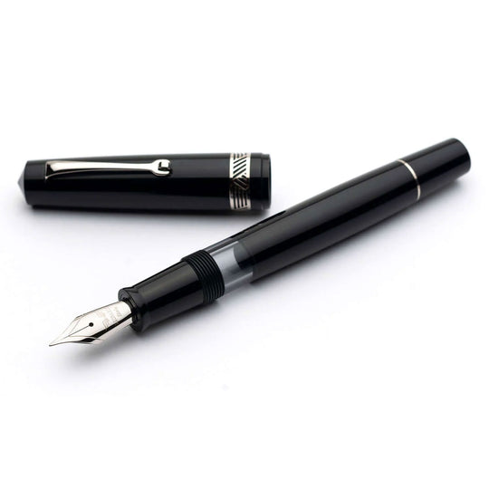 Leonardo Magico Fountain Pen - Glossy Black CT