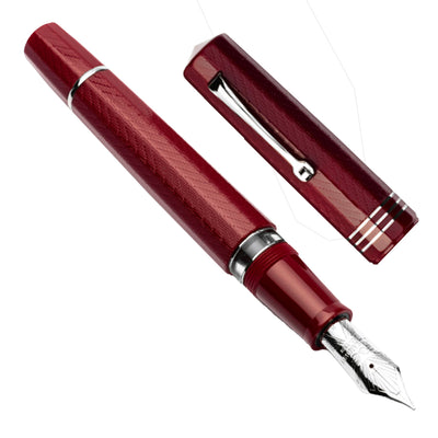 Leonardo Dodici Guilloche No. 6 Fountain Pen - Burgundy CT 2