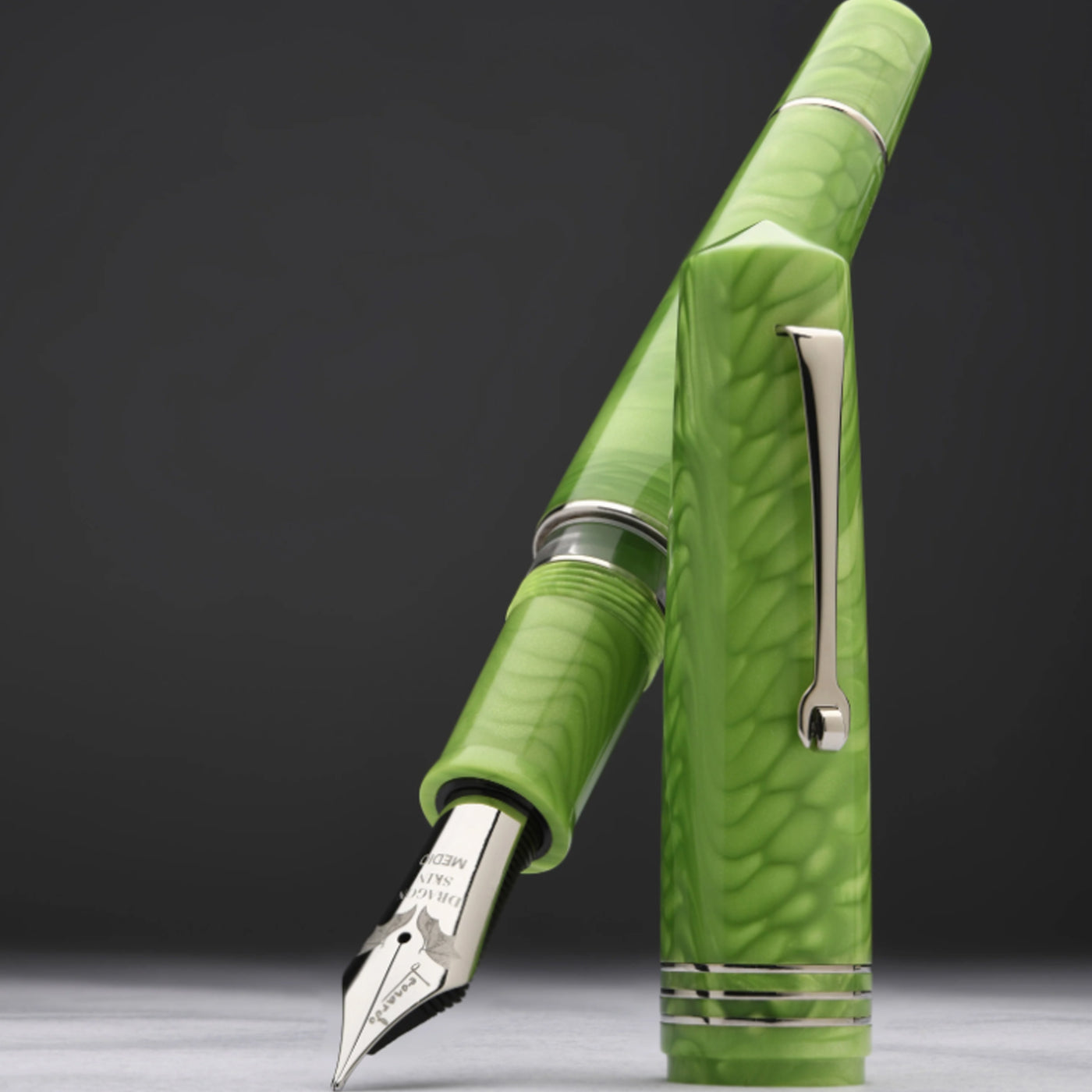 Leonardo MZ Grande 2.0 Dragon Skin No.8 Steel Nib Fountain Pen - Green CT