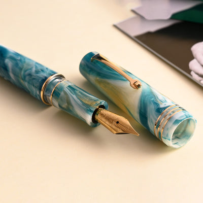 Leonardo MZ Grande 2.0 Galattica Fountain Pen - Planetary Nebula GT (Limited Edition) 8