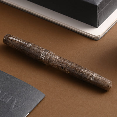 Leonardo Magico Fountain Pen - Sea Sand CT 12