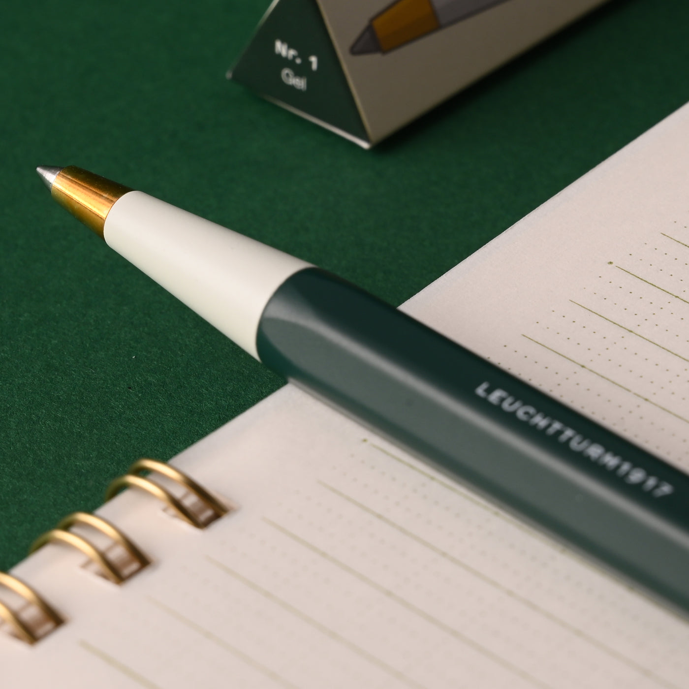 Leuchtturm1917 Drehgriffel Nr. 1 Ball Pen - Forest Green 7