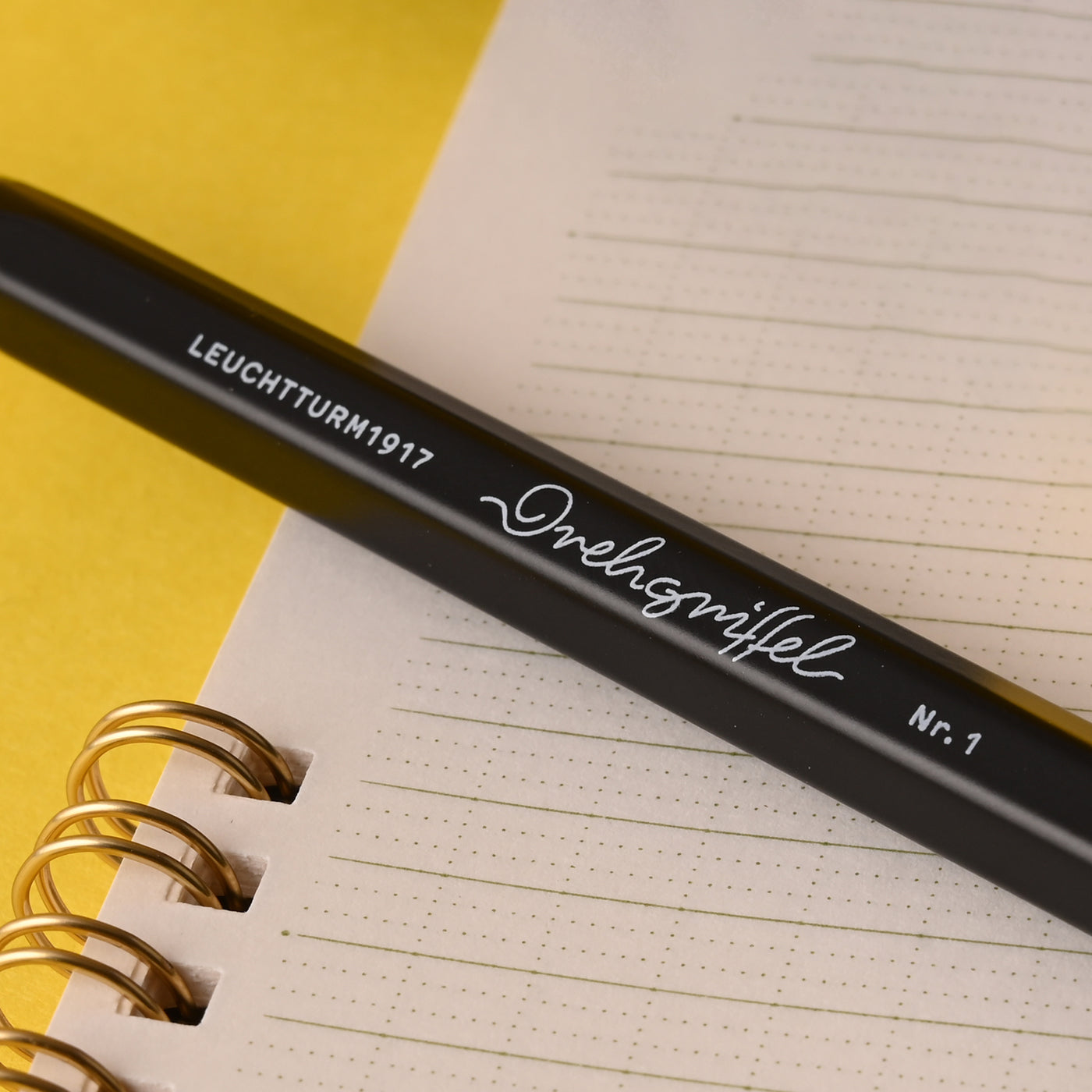 Leuchtturm1917 Drehgriffel Nr. 1 Bauhaus Edition Ball Pen - Black/Lemon (Special Edition) 5