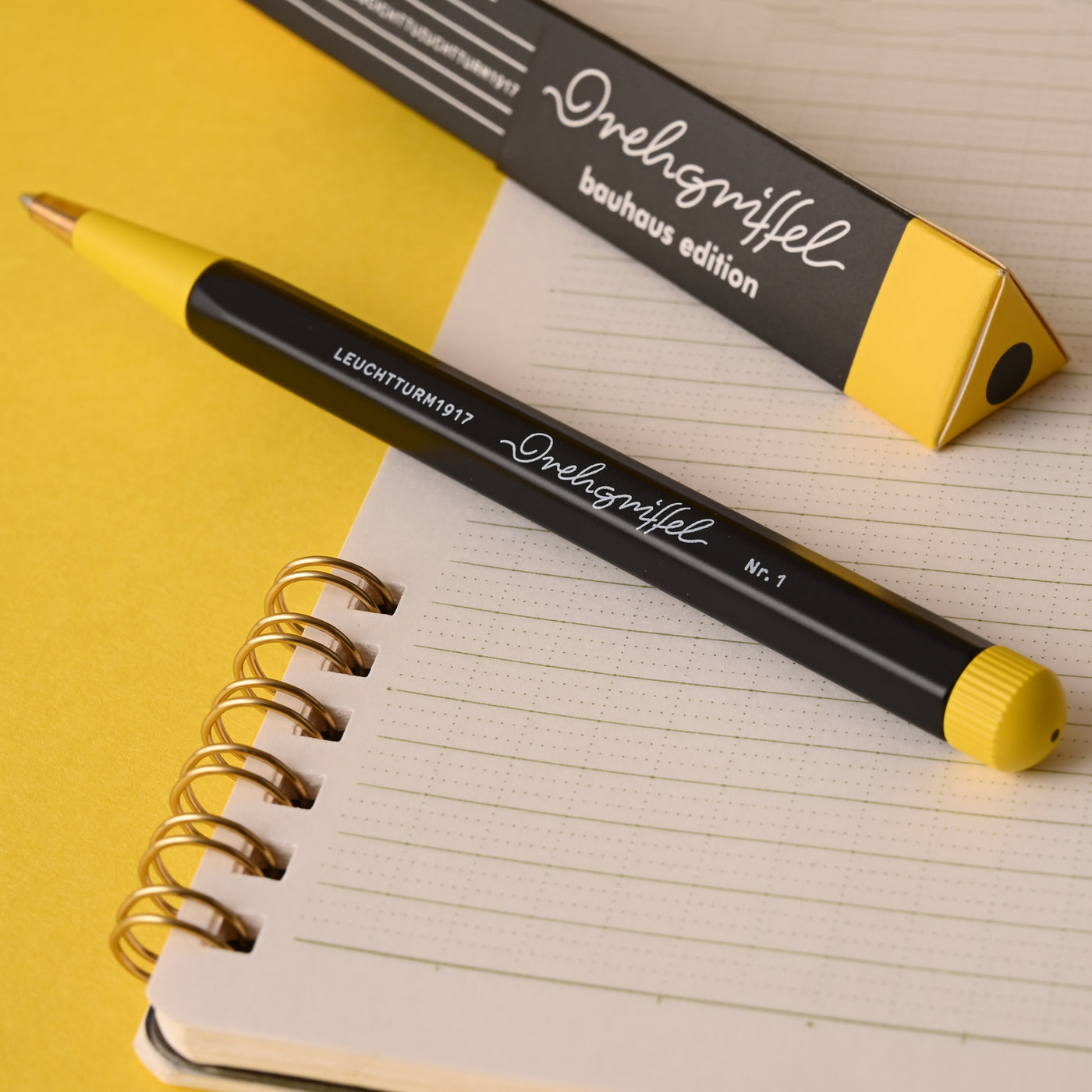 Leuchtturm1917 Drehgriffel Nr. 1 Bauhaus Edition Ball Pen - Black/Lemon (Special Edition) 7