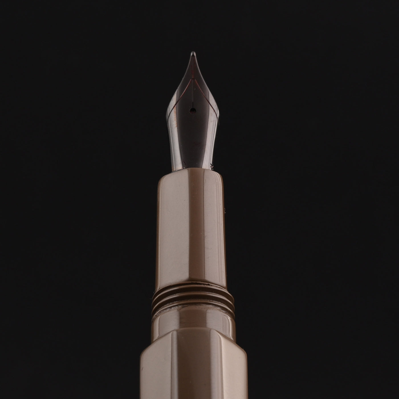 Lotus Trikone Fountain Pen - Beige BT 10