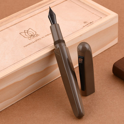 Lotus Trikone Fountain Pen - Beige BT 6