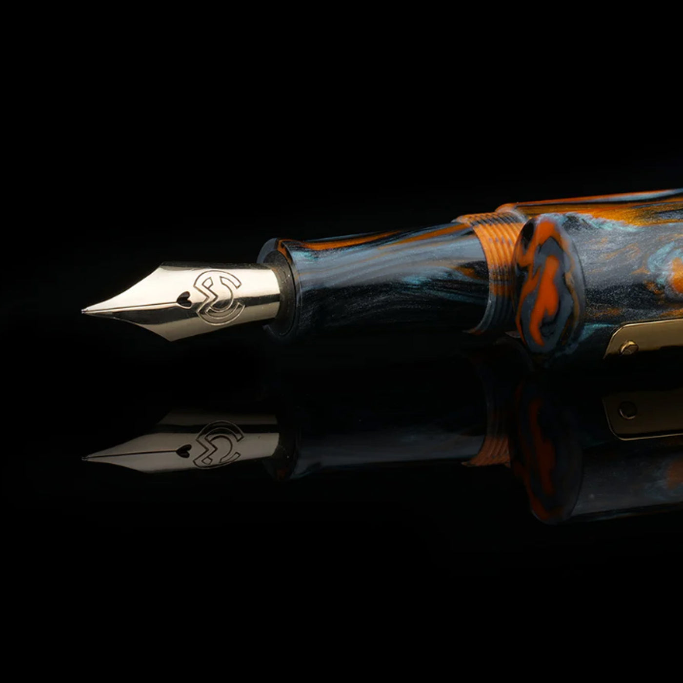 Magna Carta Mag 600 Fountain Pen - Sunset GT 3