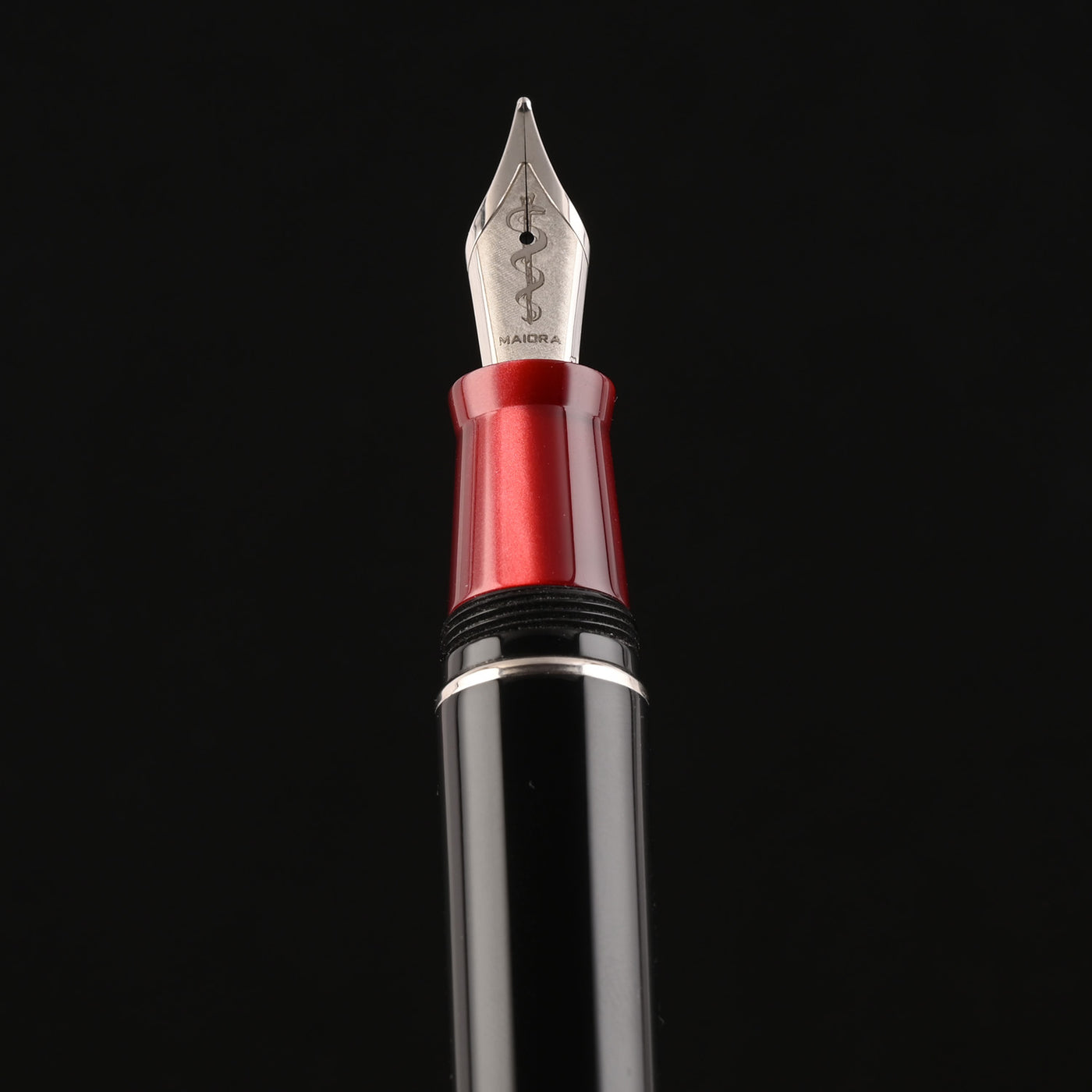 Maiora Hippocratica Fountain Pen - Black & Red