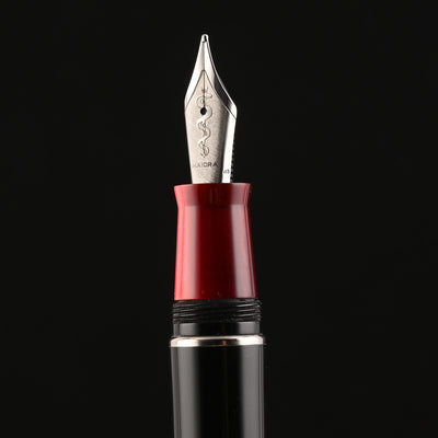 Maiora Hippocratica Fountain Pen - Black & Red
