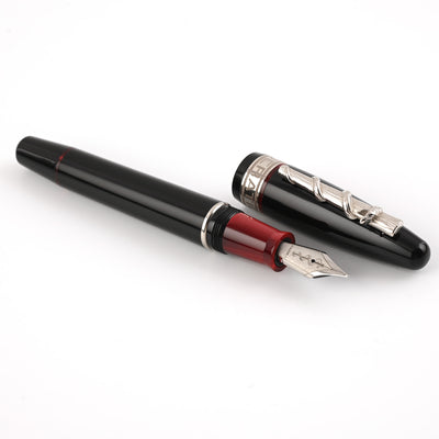 Maiora Hippocratica Fountain Pen - Black & Red