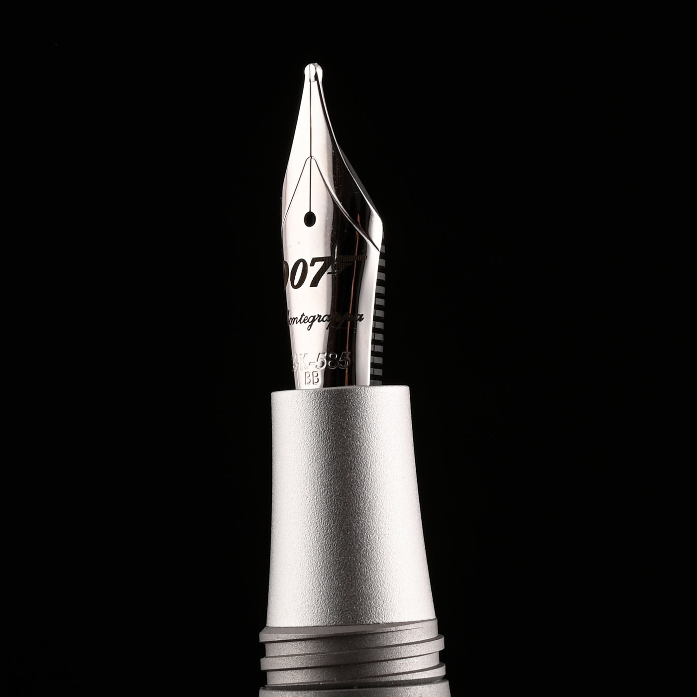 Montegrappa 007 Silver Limited Edition Fountain Pen 15