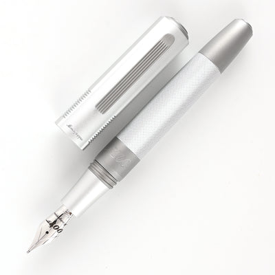Montegrappa 007 Silver Limited Edition Fountain Pen 2