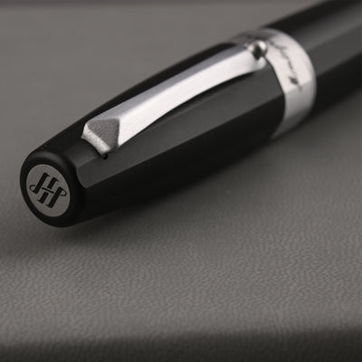 Montegrappa Magnifica Fountain Pen - Matte Black CT