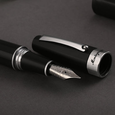 Montegrappa Magnifica Fountain Pen - Matte Black CT