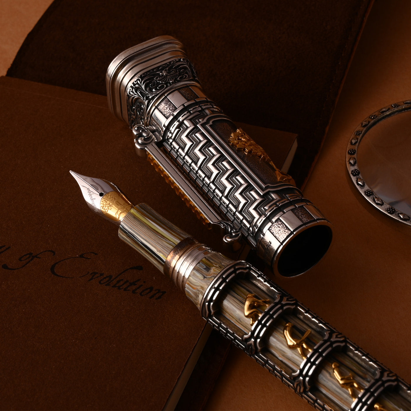 Montegrappa Theory of Evolution Fountain Pen - Avanguardia (Limited Edition) 12