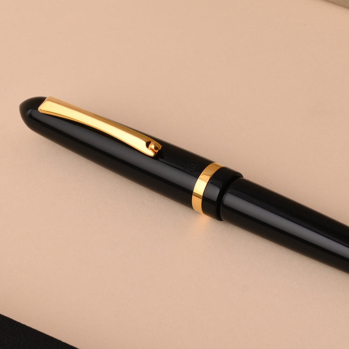 Montegrappa Venetia Ball Pen - Black – Makoba