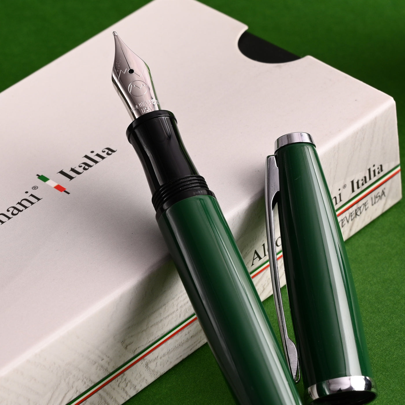 Monteverde Aldo Domani Fountain Pen - Green CT 8