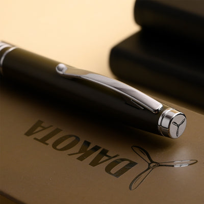 Monteverde Dakota Fountain Pen - Military Green CT 12