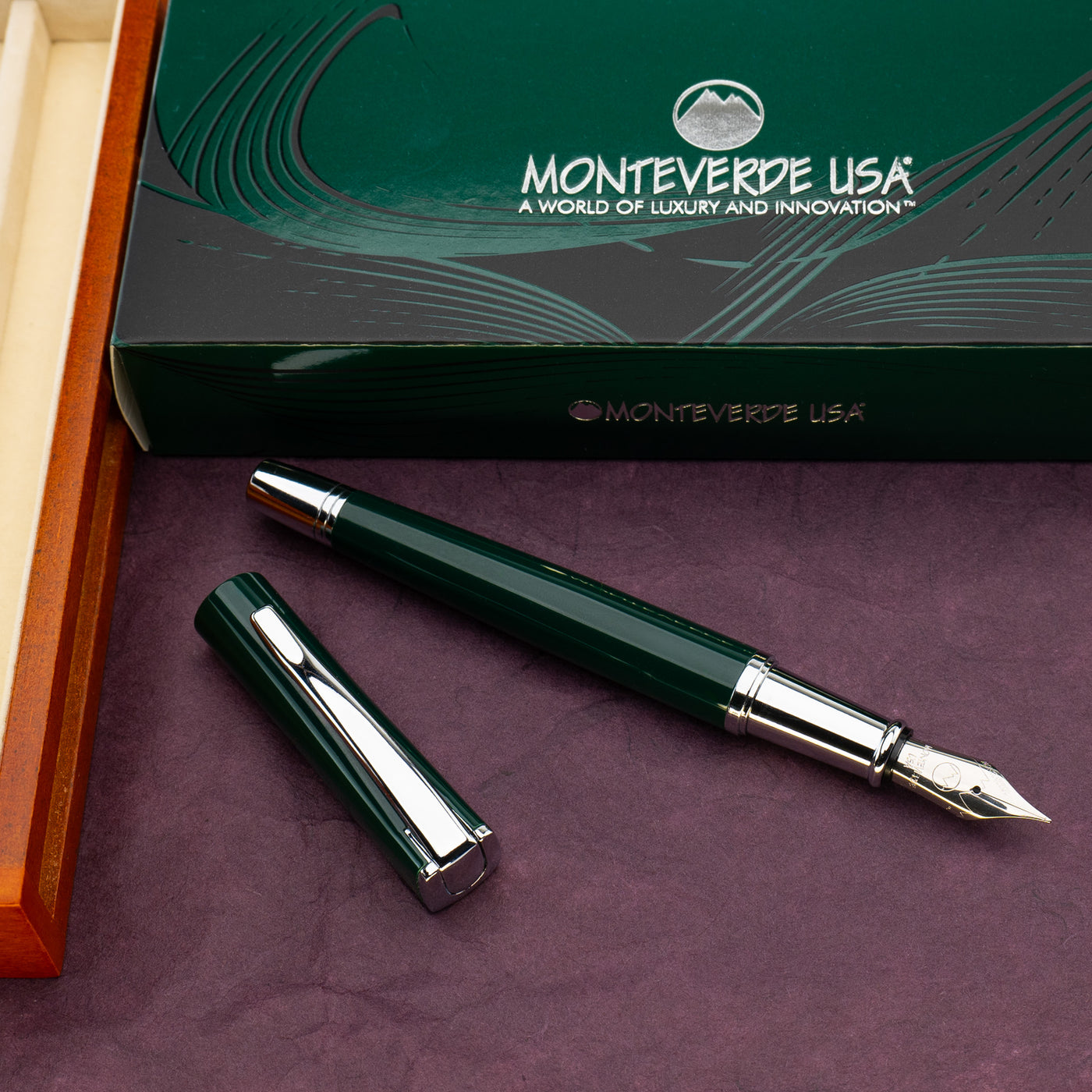 Monteverde Impressa Fountain Pen - Rolex Green CT
