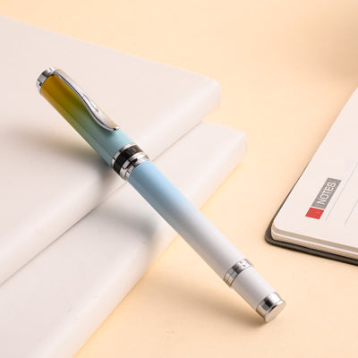 Monteverde Innova Ombre Fusion Fountain Pen - Bliss CT 17