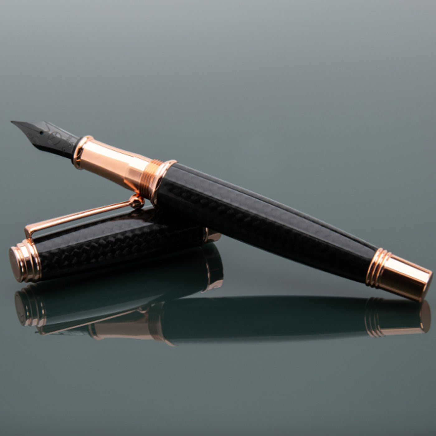 Monteverde Invincia Deluxe Fountain Pen - Black RGT 2