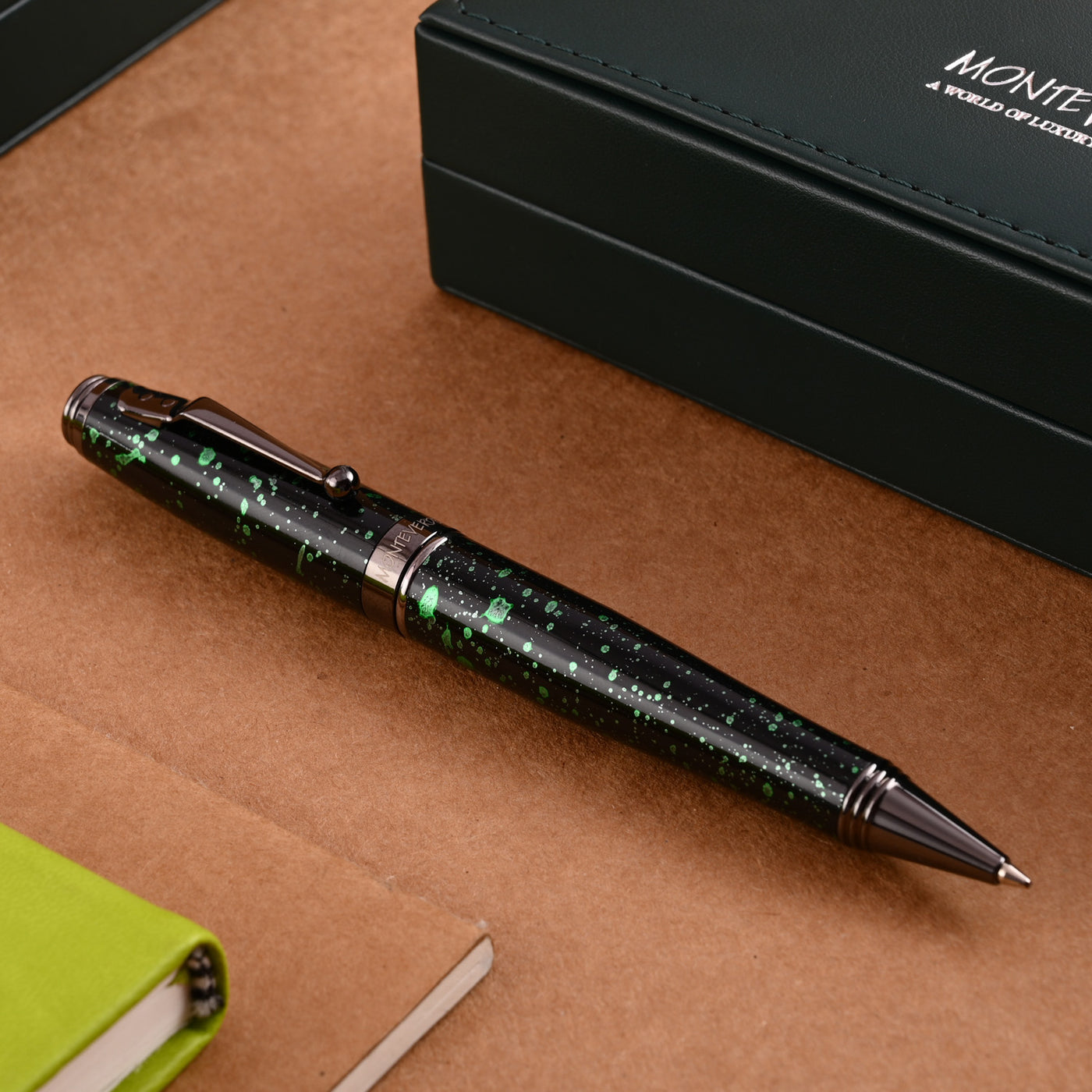 Monteverde Invincia Vega Ball Pen - Starlight Green 6