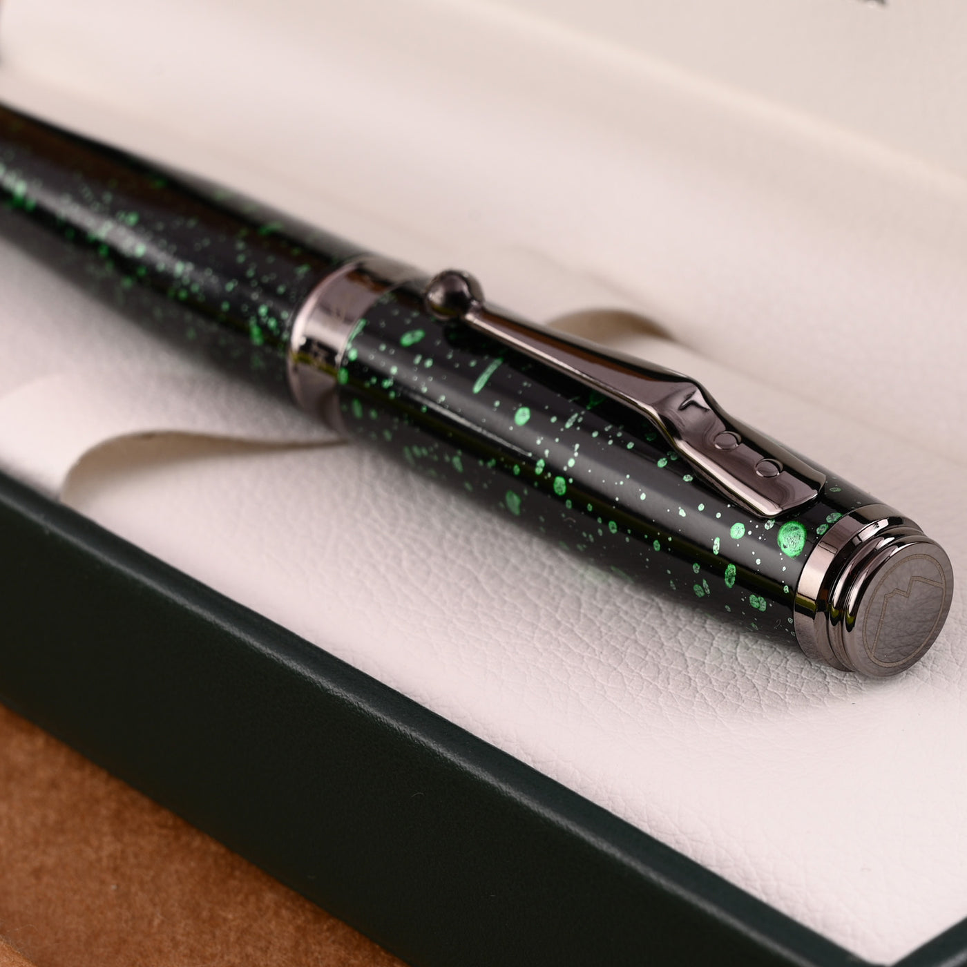 Monteverde Invincia Vega Ball Pen - Starlight Green 7