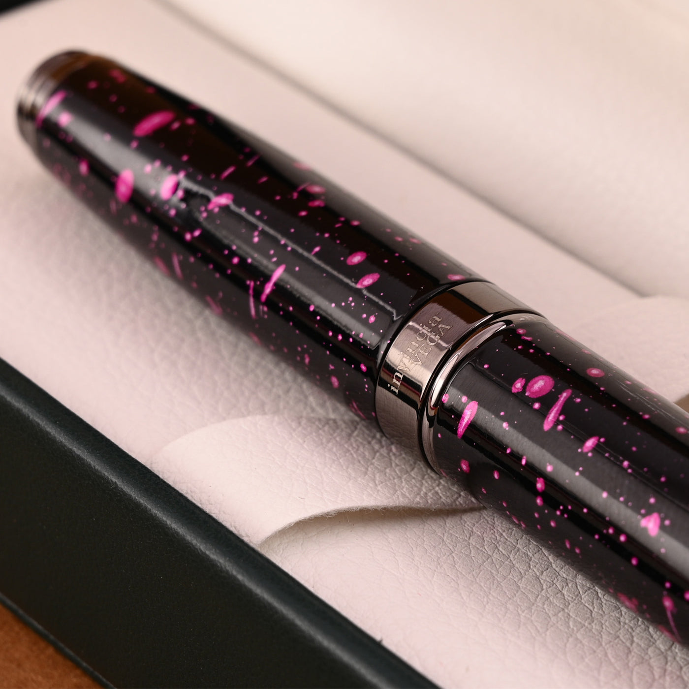 Monteverde Invincia Vega Fountain Pen - Starlight Purple 12