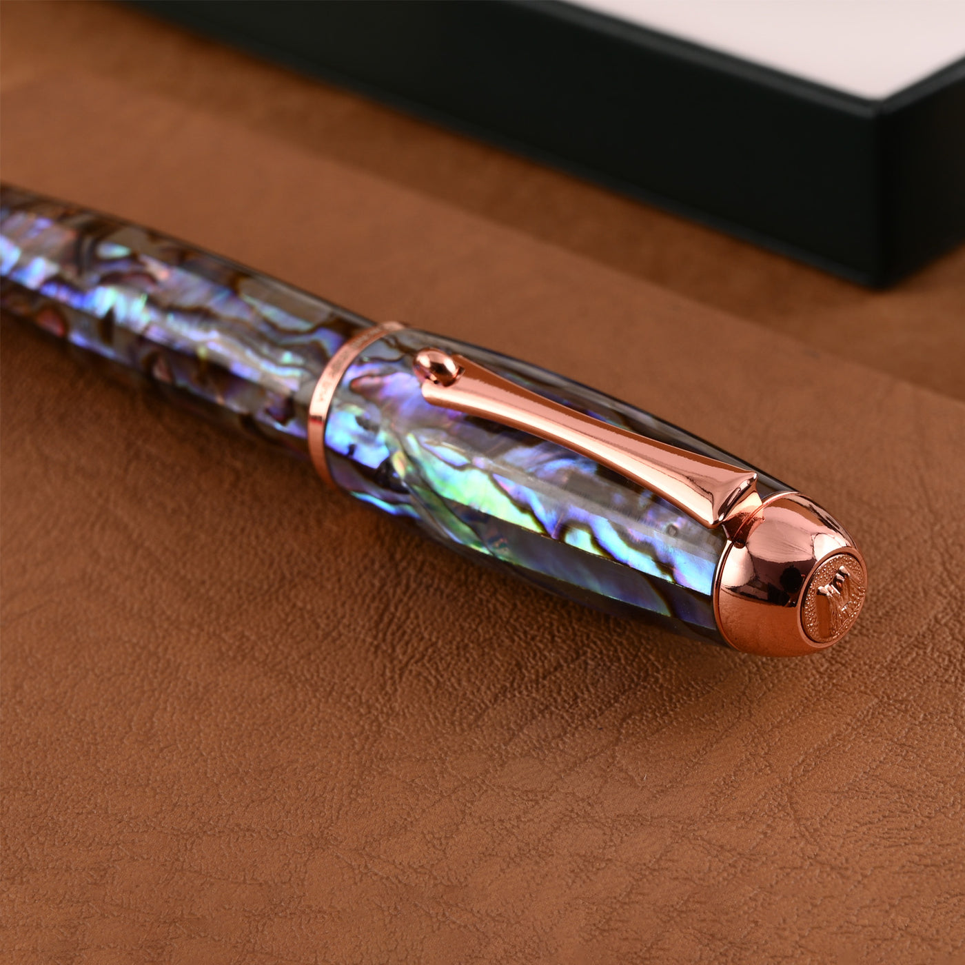 Monteverde Super Mega Abalone Fountain Pen - Rosegold (Limited Edition) 10