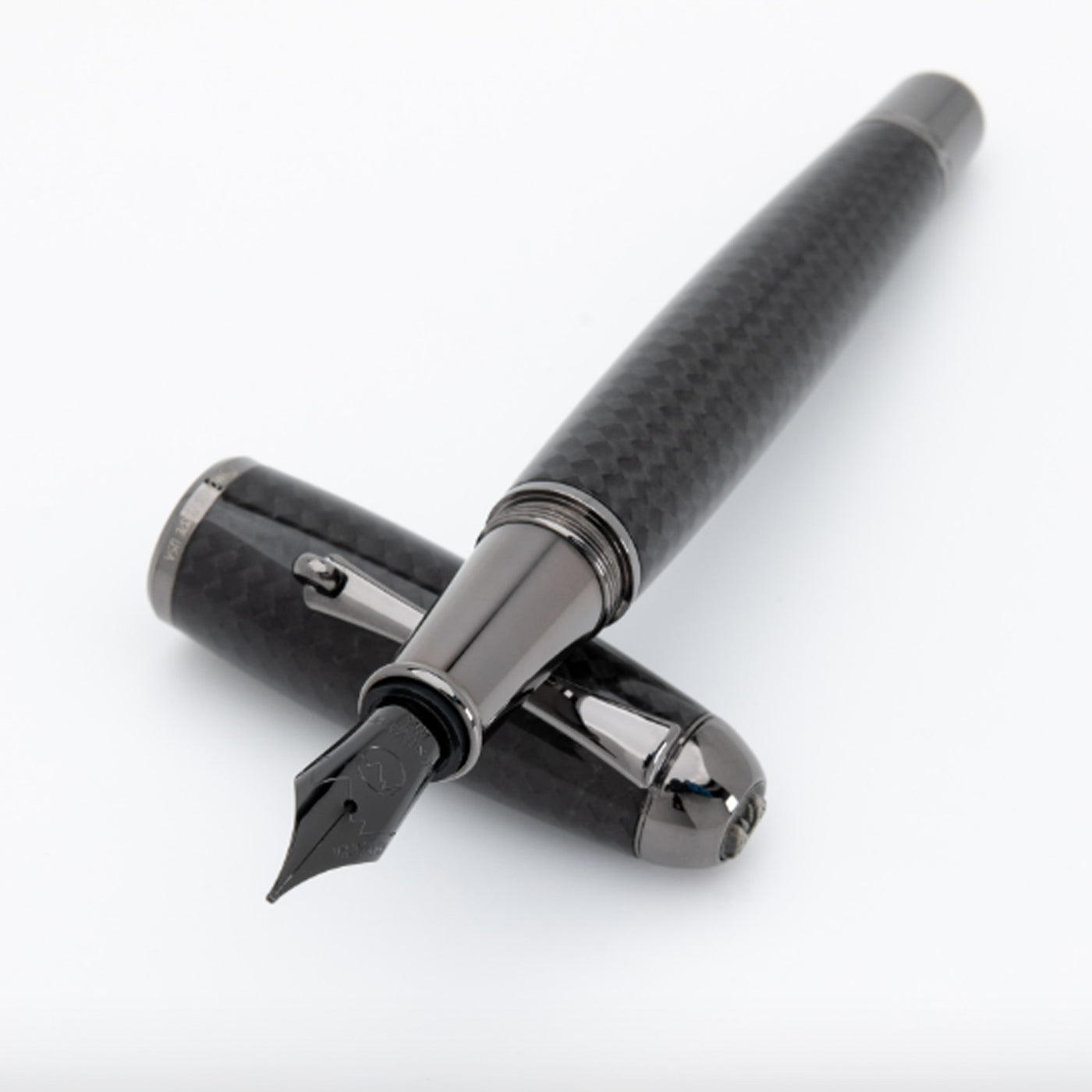 Monteverde Super Mega Carbon Fibre Fountain Pen - Black RT 2