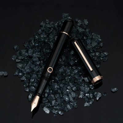 Nahvalur Nautilus Fountain Pen - Cephalopod Black RGT 17