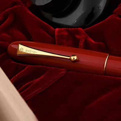 Namiki Yukari Royale Urushi No.20 Fountain Pen Vermilion Red 18K Gold Nib 8